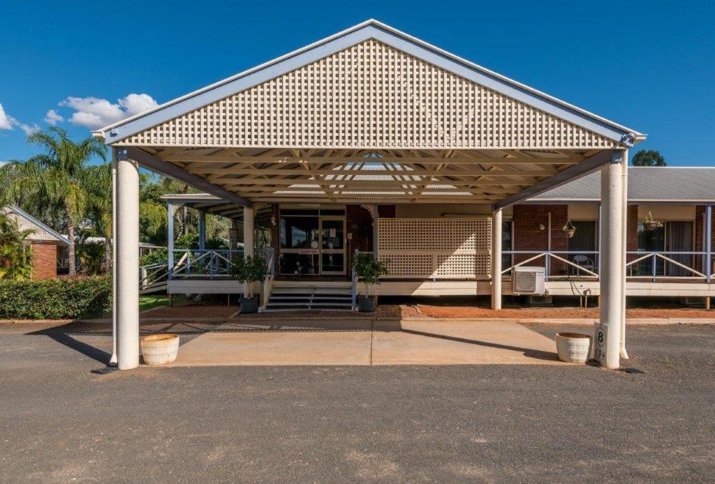 Tambo Mill Motel & Caravan Park מראה חיצוני תמונה