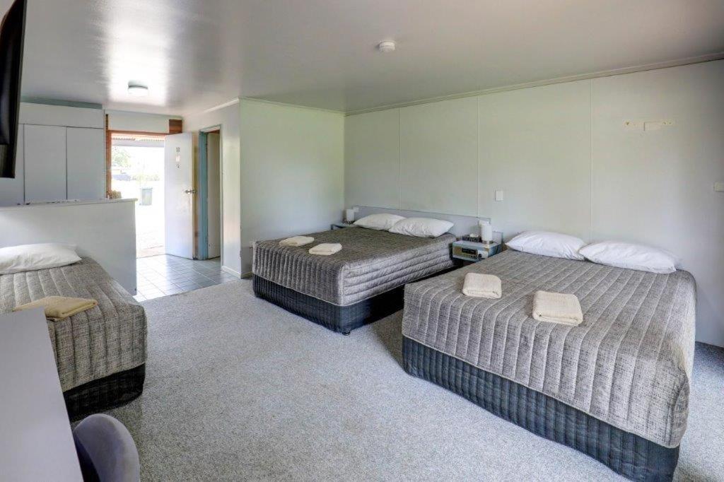 Tambo Mill Motel & Caravan Park מראה חיצוני תמונה